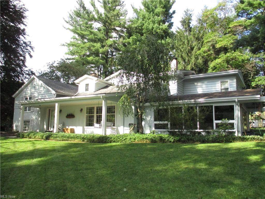 1027 Academy Drive - Photo 1