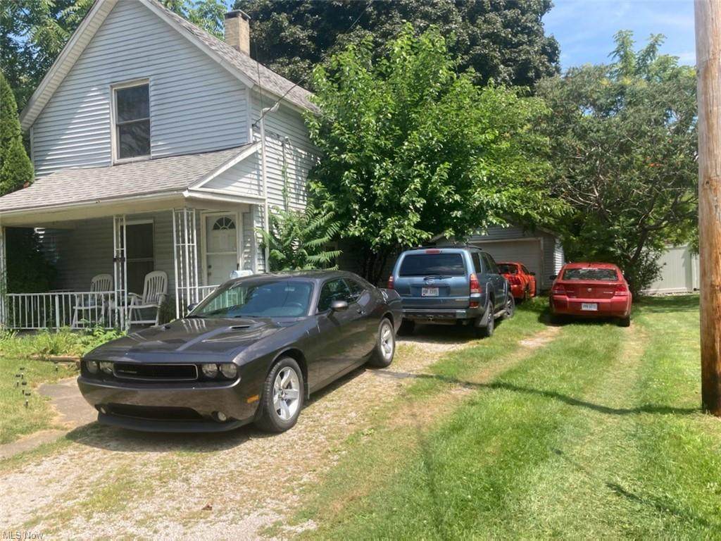 694 Lakeview Avenue - Photo 1