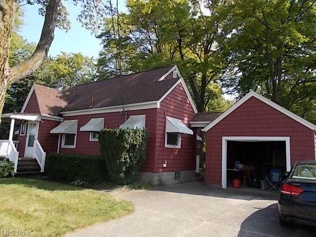 7555 Leavitt Road - Photo 1