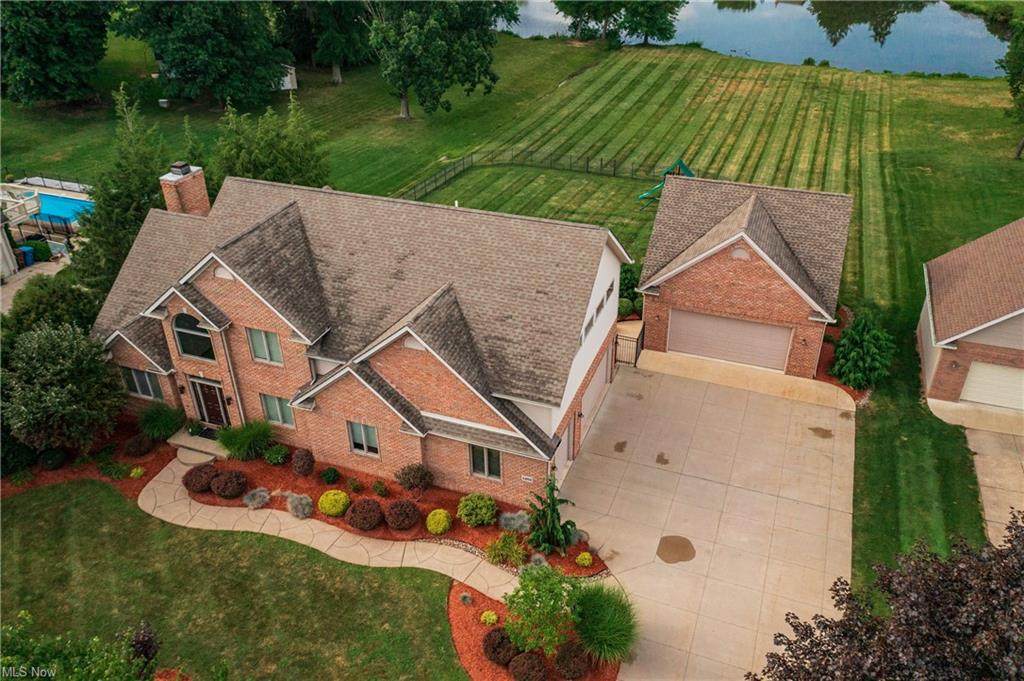 1403 Vermillion Drive - Photo 1