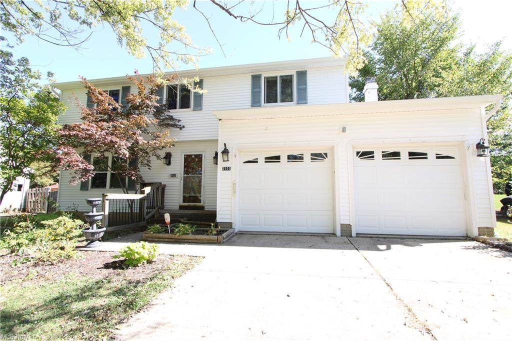 3101 Holly Drive - Photo 1
