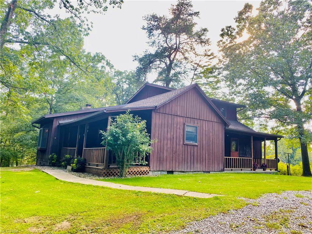 685 Horseneck Road - Photo 1