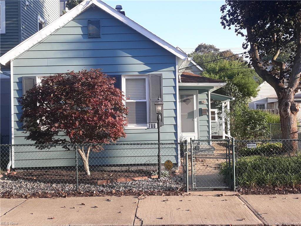 786 Brayton Avenue - Photo 1