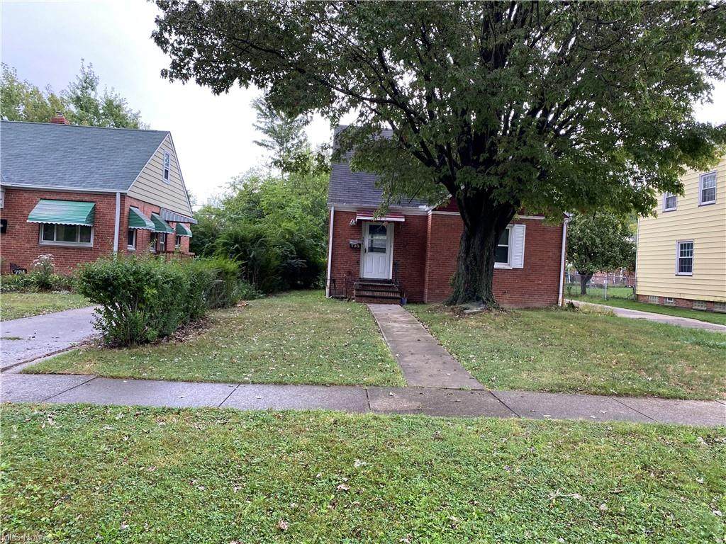 735 254th Street - Photo 1