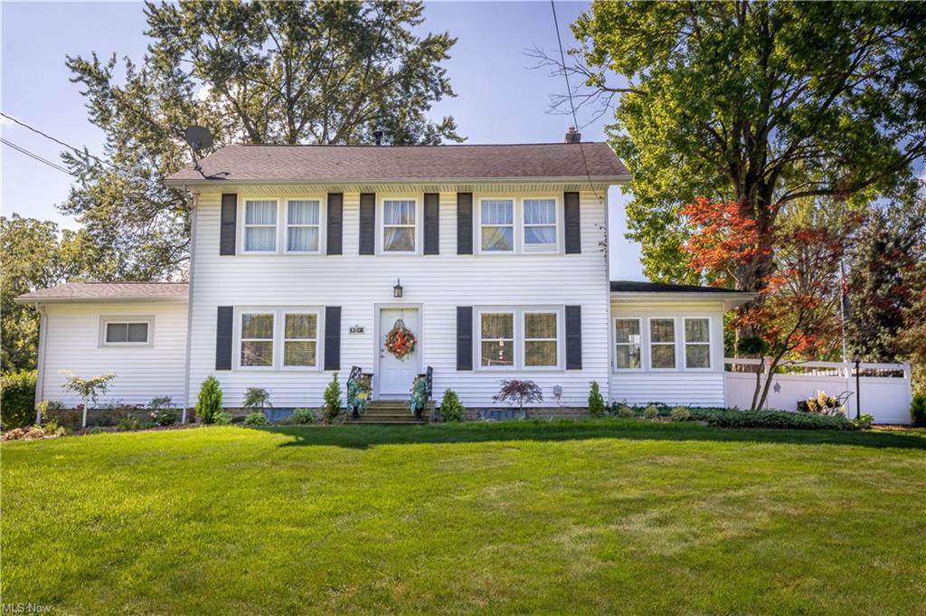 388 East Avenue - Photo 1