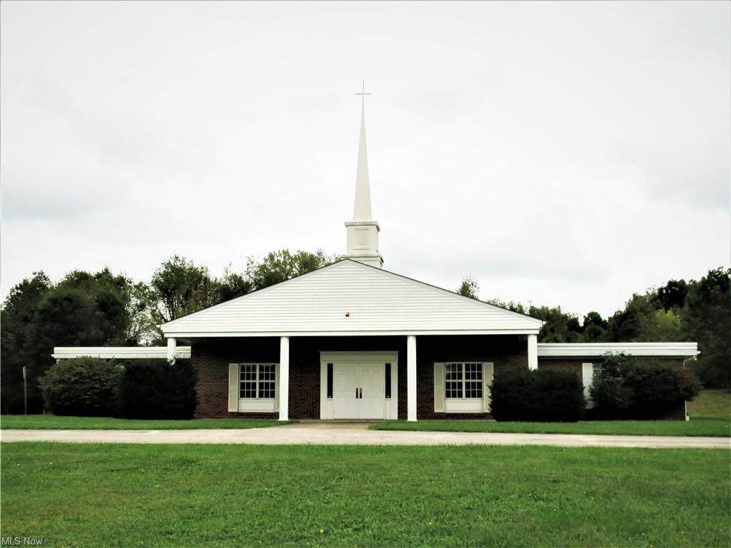 3336 Summit Road - Photo 1