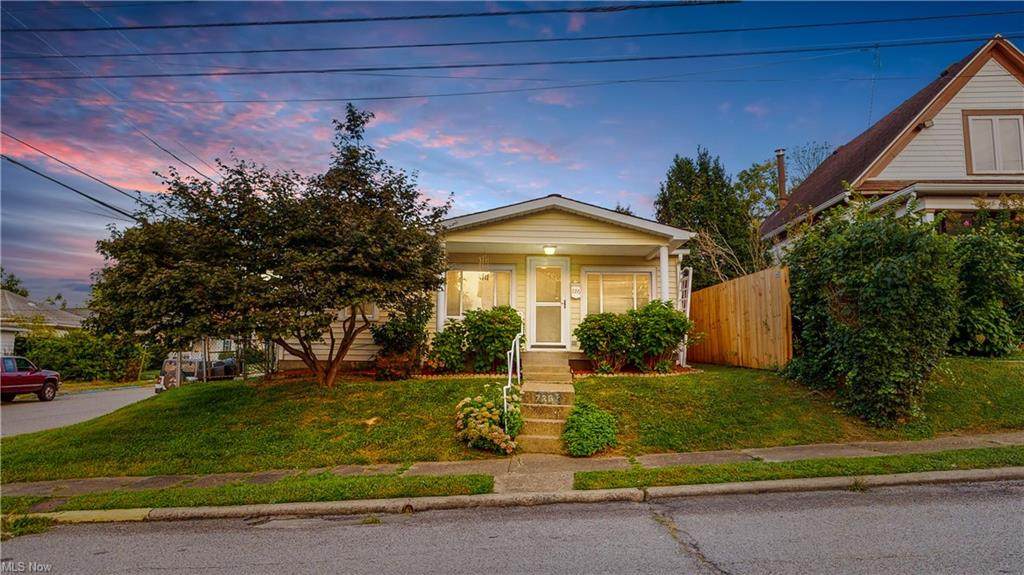 726 Briant Street - Photo 1