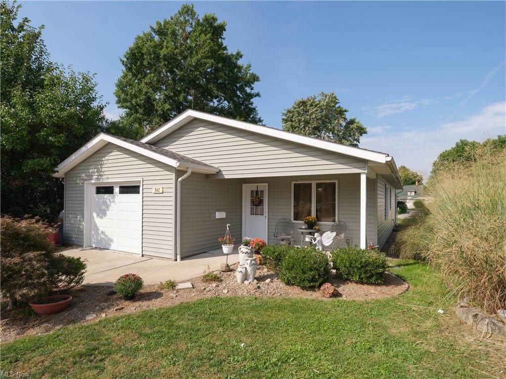 342 2nd Street - Photo 1