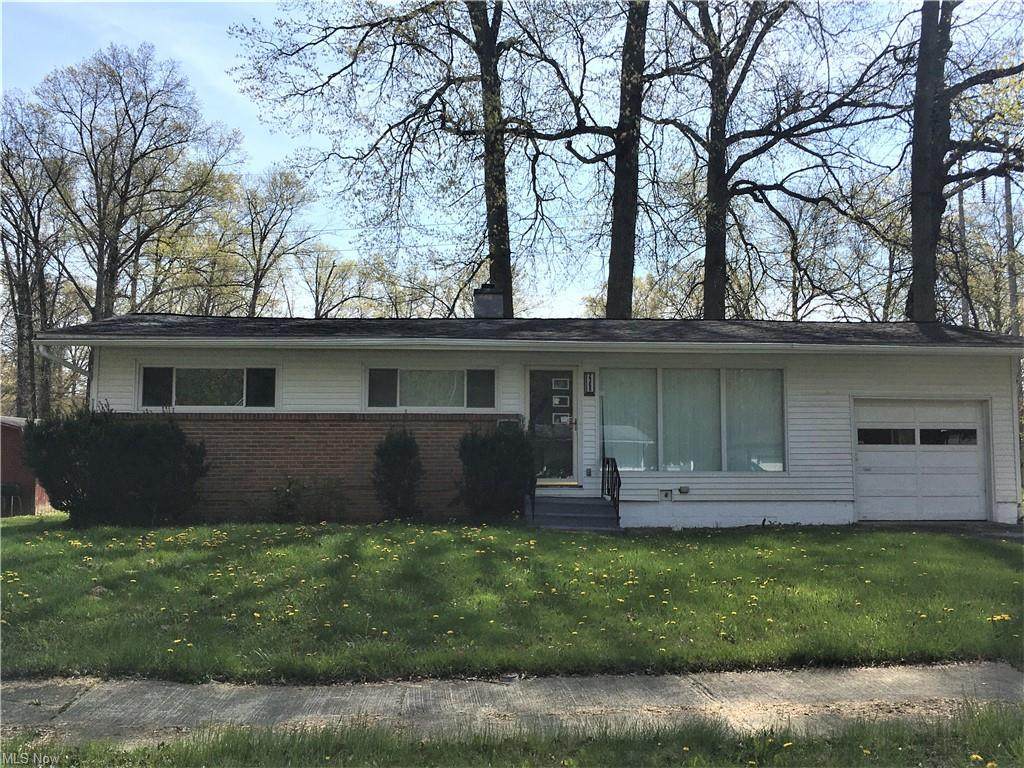 2368 Montgomery Avenue - Photo 1