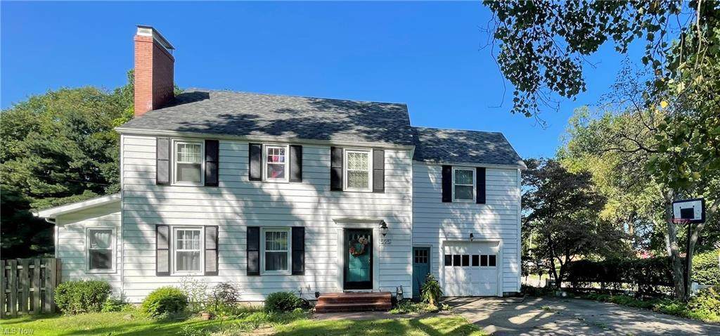 595 Union Avenue - Photo 1