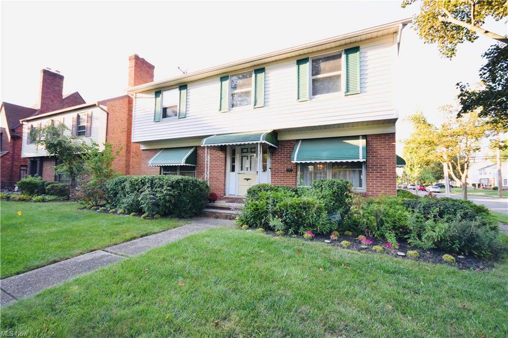 18731 Scottsdale Boulevard - Photo 1