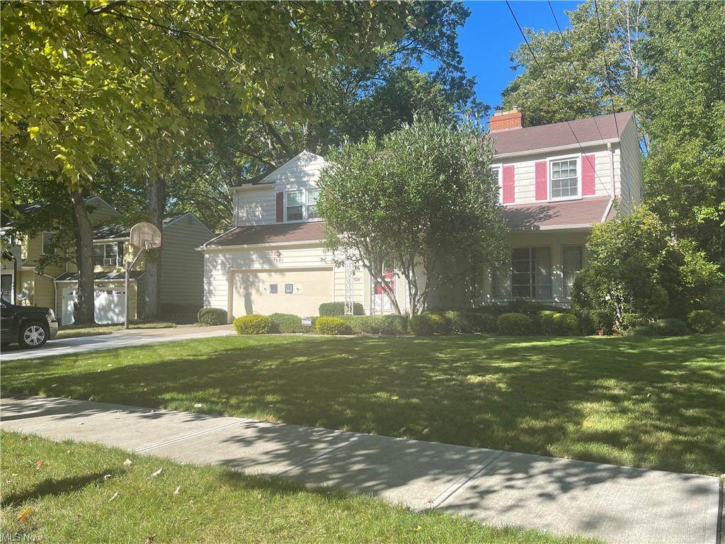 3681 Stoneleigh Road - Photo 1