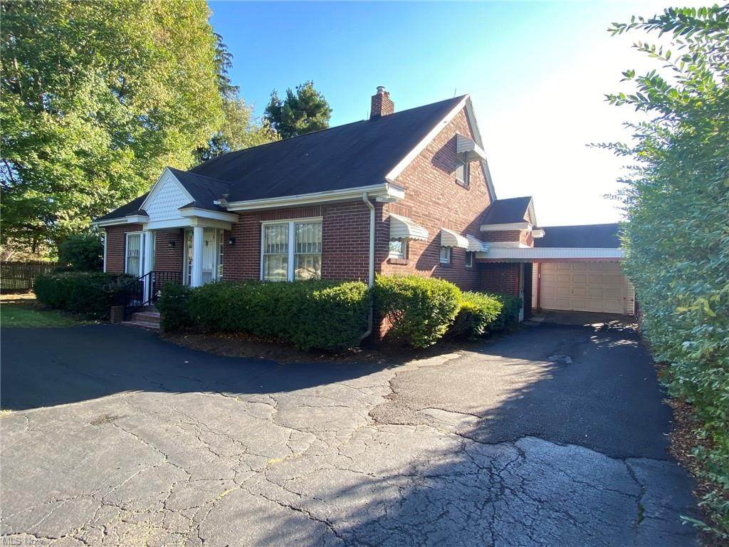 1562 High Avenue - Photo 1