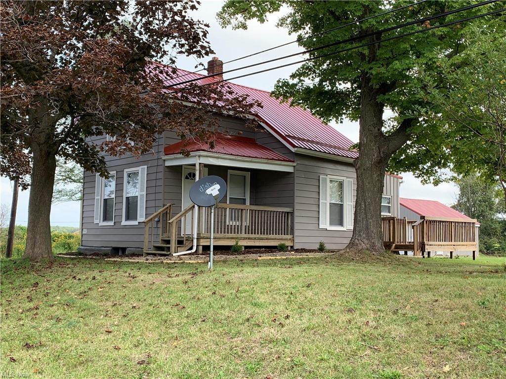5662 Center Road - Photo 1