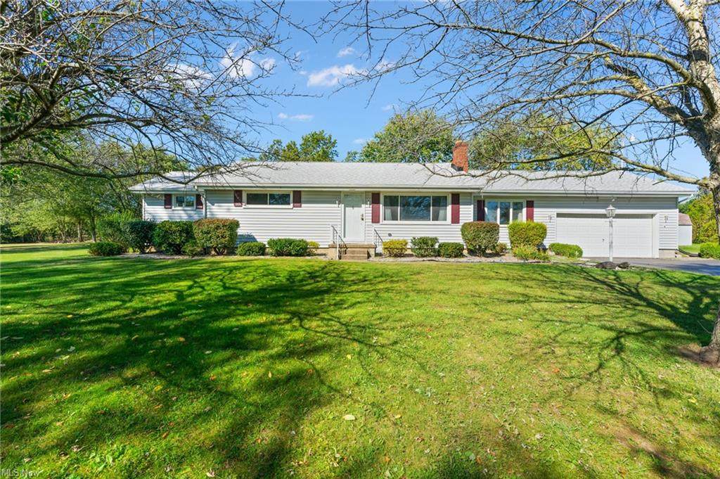 7152 Pine Lake Road - Photo 1