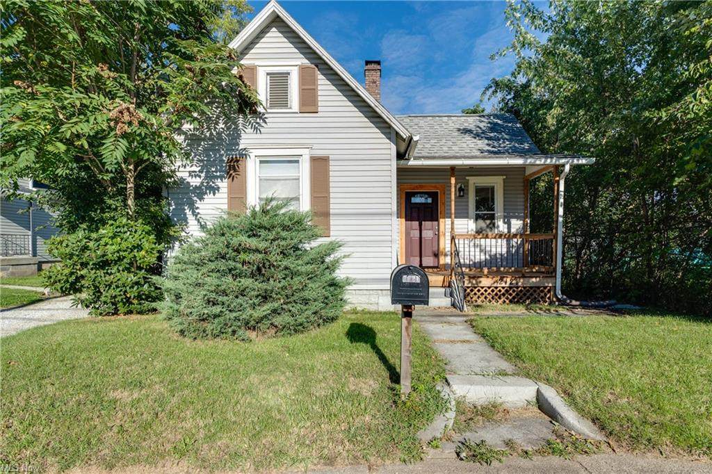 2121 Henry Avenue - Photo 1