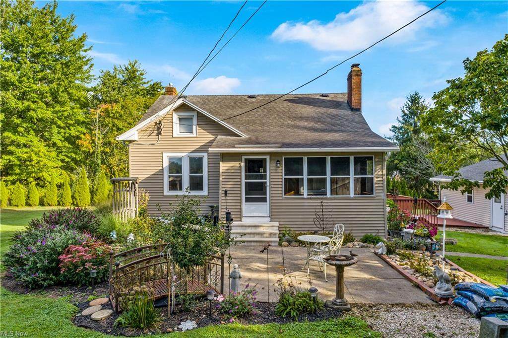 15466 Portage Street - Photo 1