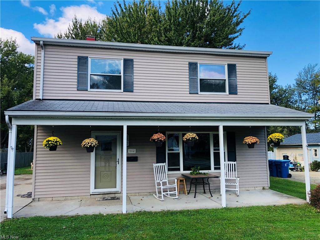 504 Monroe Boulevard - Photo 1