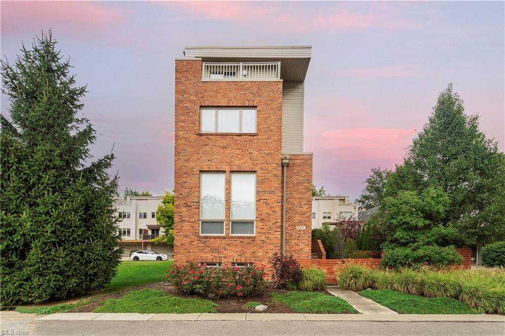 2317 6th Street - Photo 1