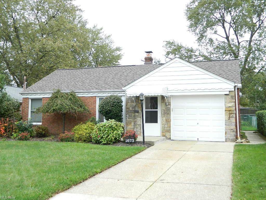 1673 Longwood Drive - Photo 1
