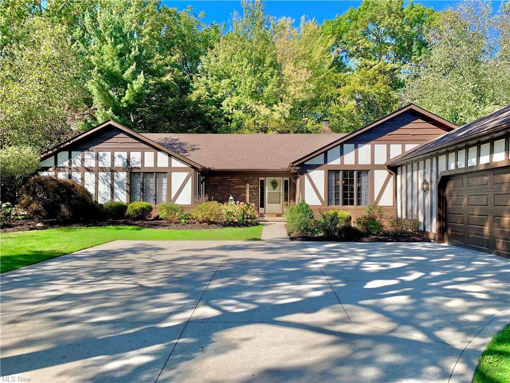 6847 Deepwood Lane - Photo 1