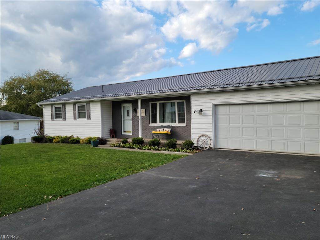 640 Elm Street - Photo 1