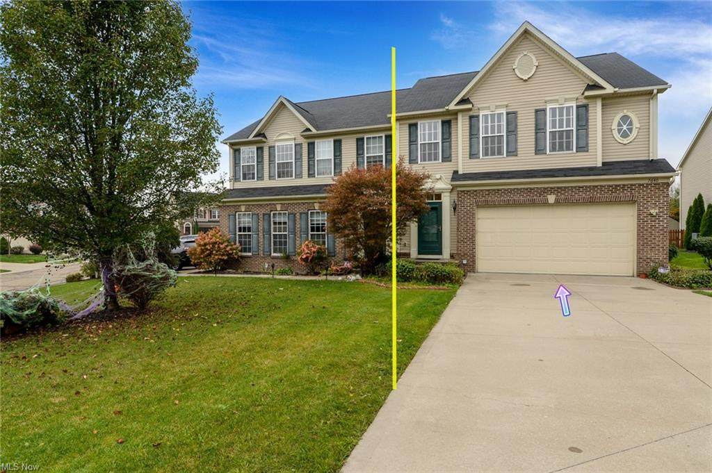 7640 Creekside - Photo 1