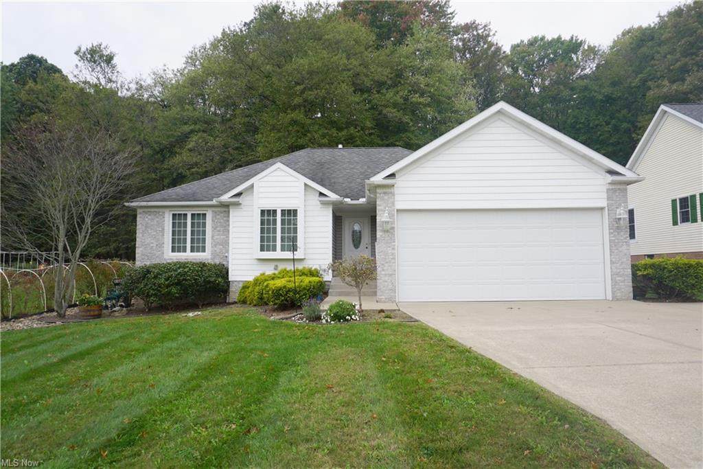 187 Mohawk Drive - Photo 1