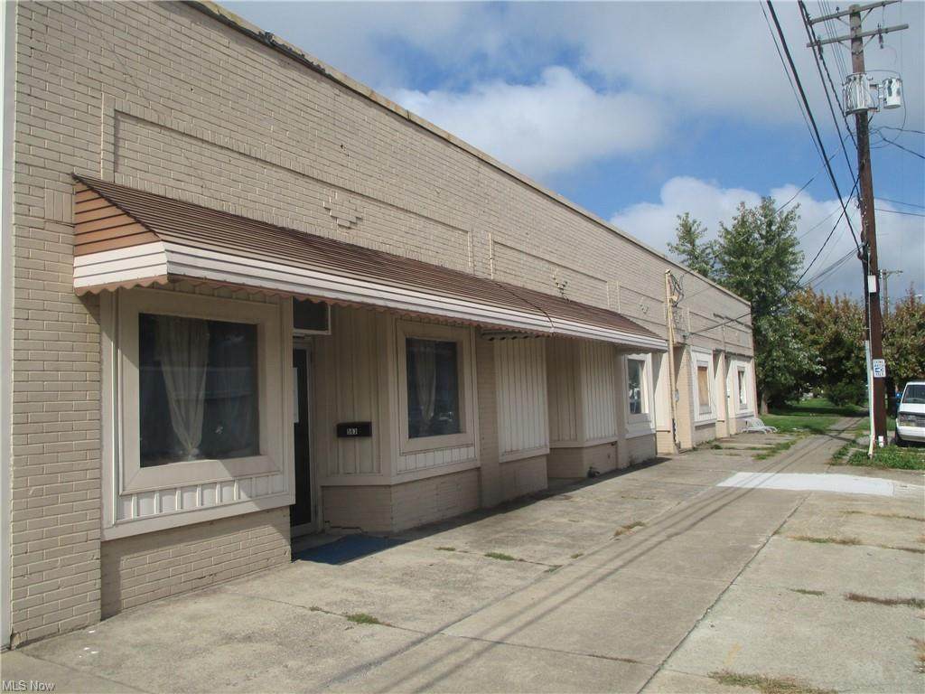 555 5th Street - Photo 1