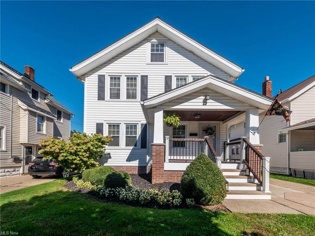 19436 Riverview Avenue - Photo 1