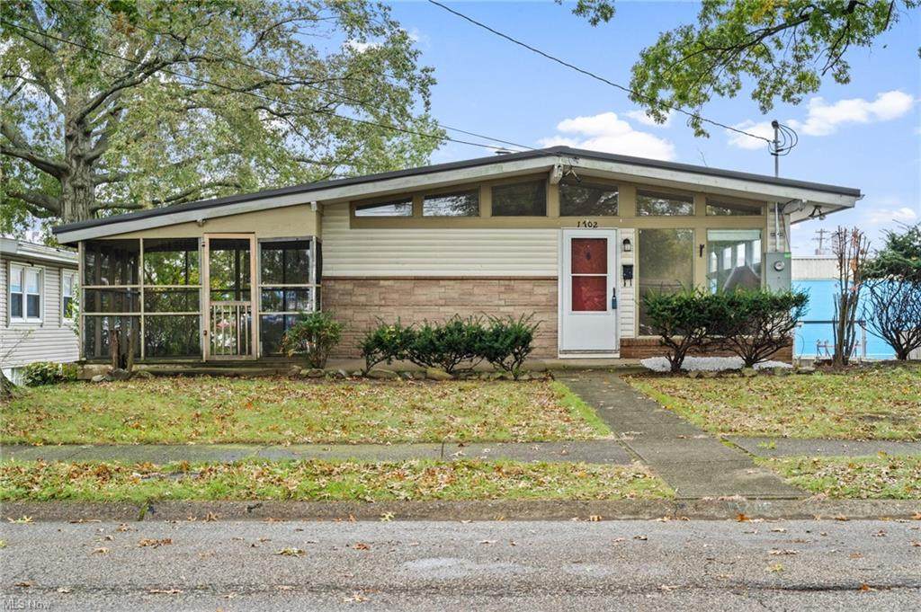 1702 15th Street - Photo 1