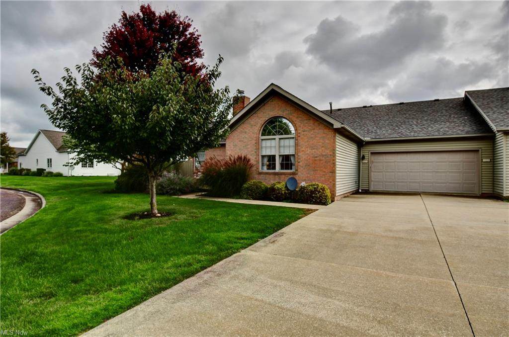 1123 Pine Bluff Drive - Photo 1