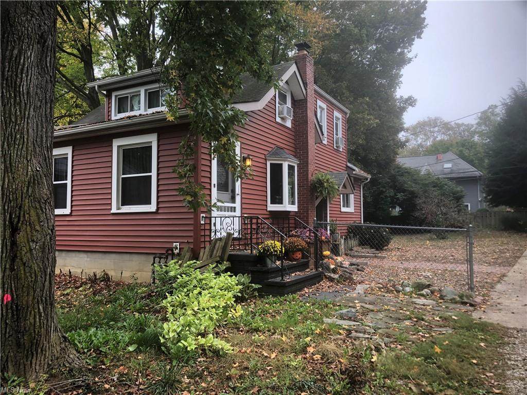 5461 Wellesley Avenue - Photo 1