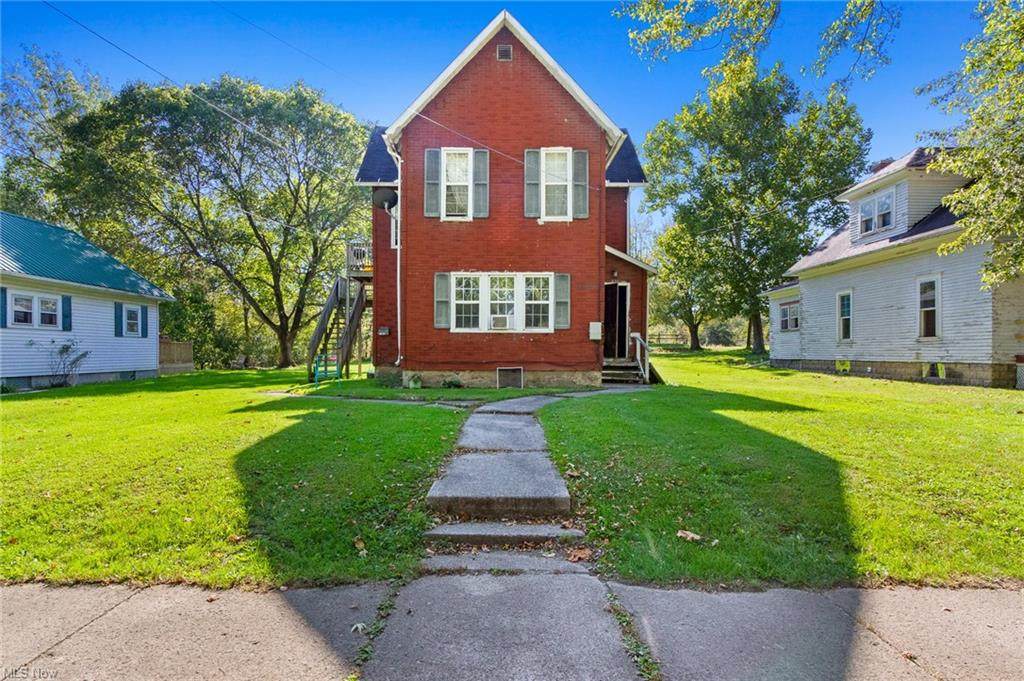 418 Spring Street - Photo 1
