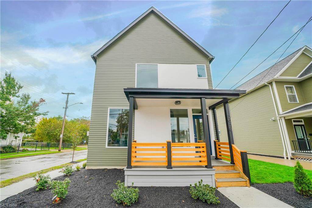 2078 44th Street - Photo 1