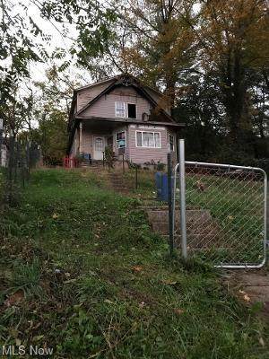 419 Maple - Photo 1