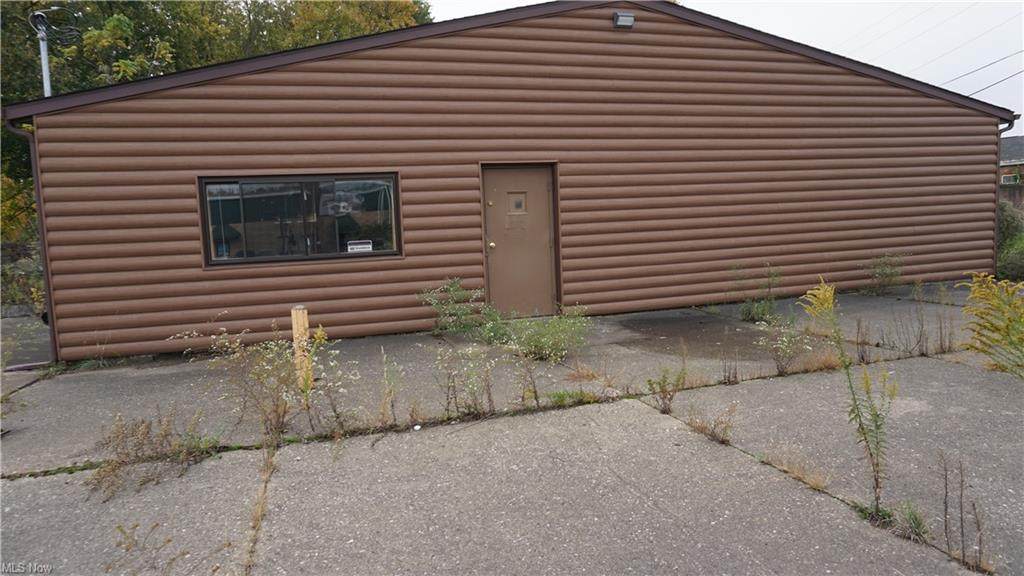 4520 Navarre Road - Photo 1