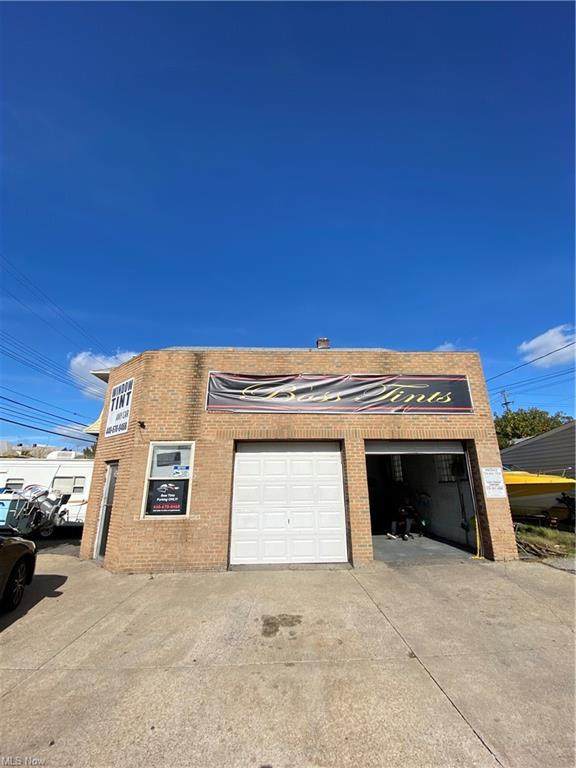 3437 117th Street - Photo 1