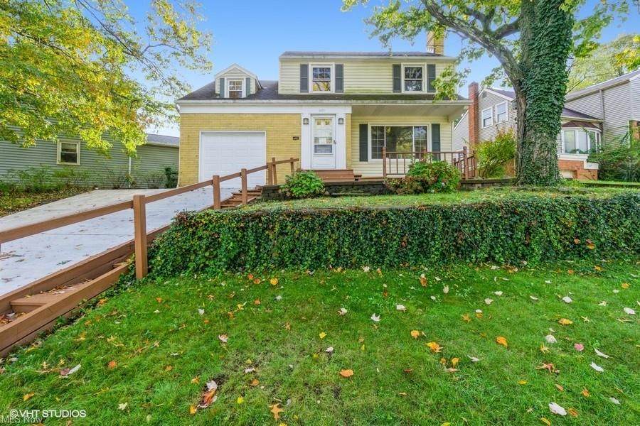 1499 Westdale Road - Photo 1