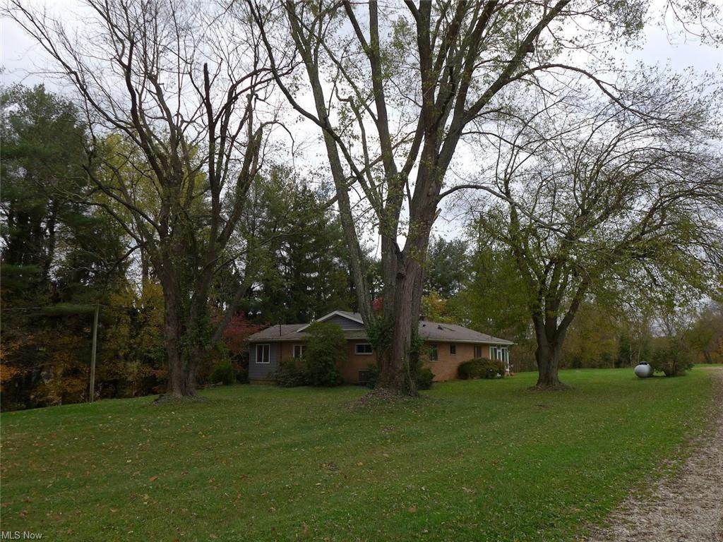 11835 Muskingum River Rd - Photo 1