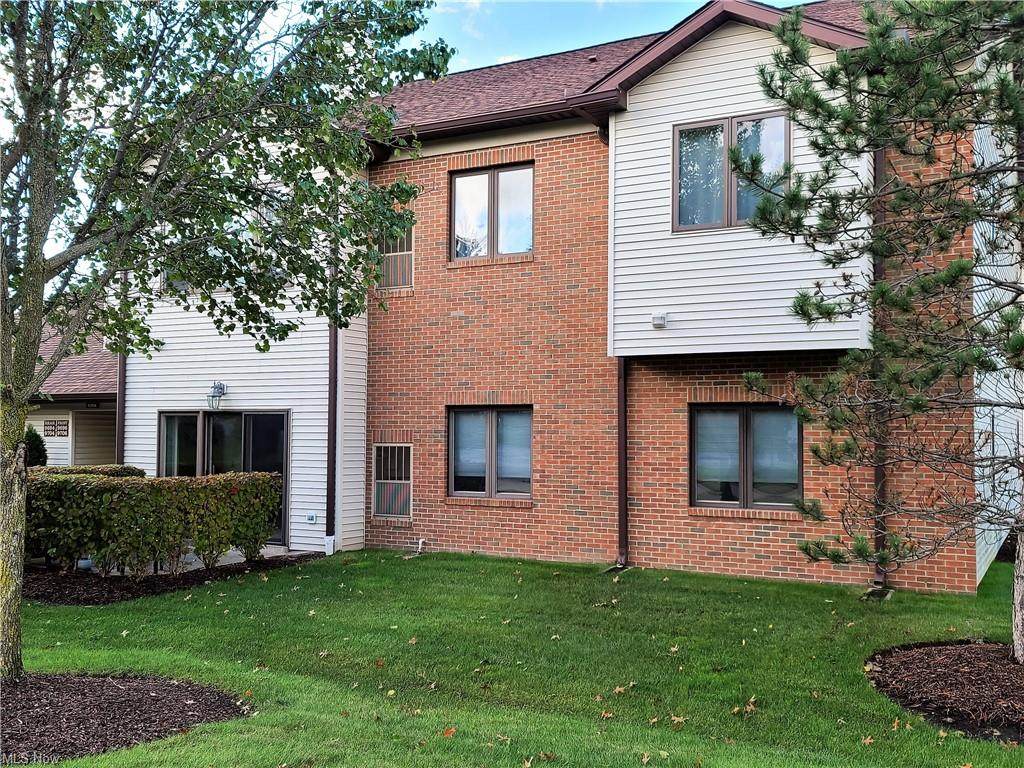 9696 Sylvan Lane - Photo 1