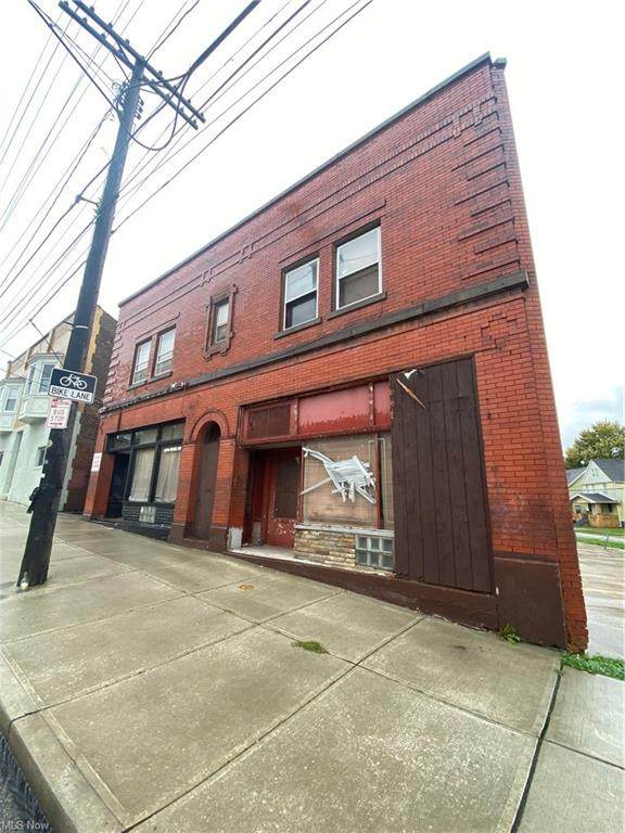 4390 Pearl Road - Photo 1
