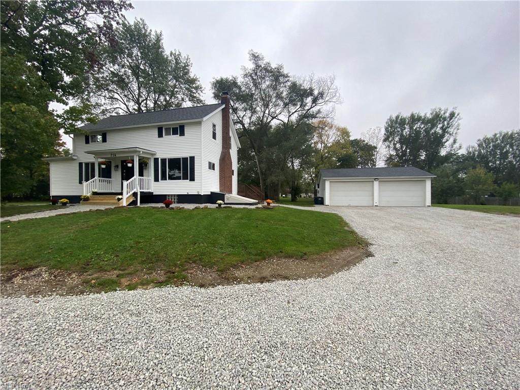 714 Frost Road - Photo 1