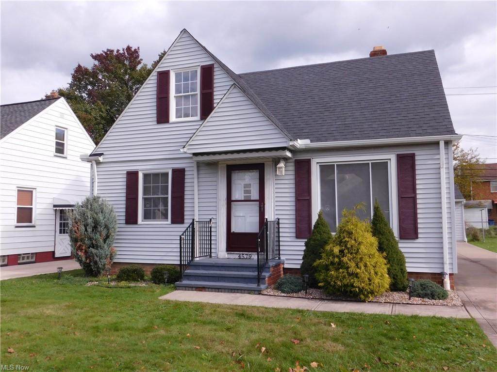 4579 Forest Edge Drive - Photo 1
