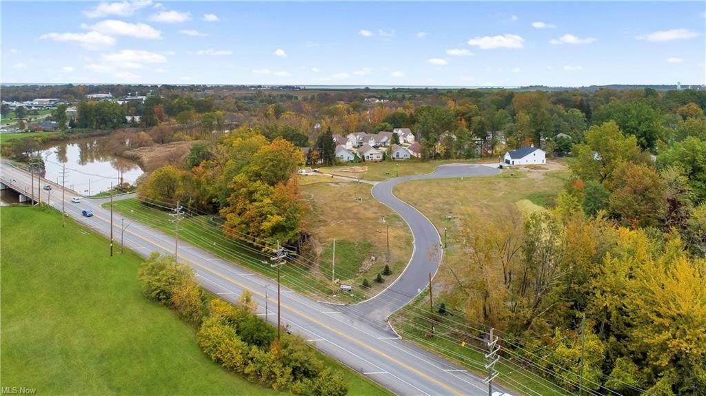 37 Blue Heron Court - Photo 1