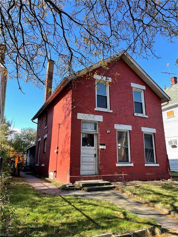 2212 10th Street - Photo 1
