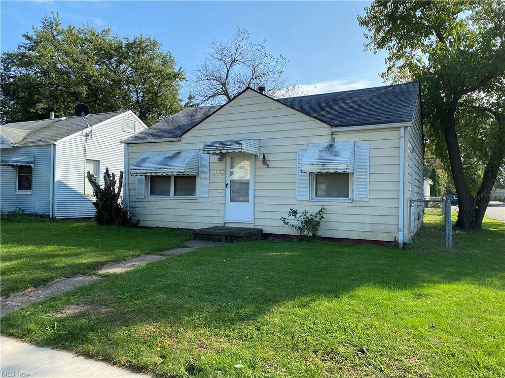 12621 Matherson Avenue - Photo 1