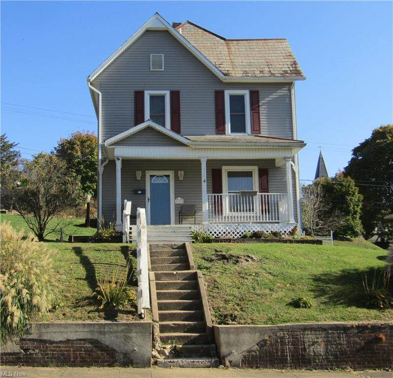 318 Pleasant Street - Photo 1