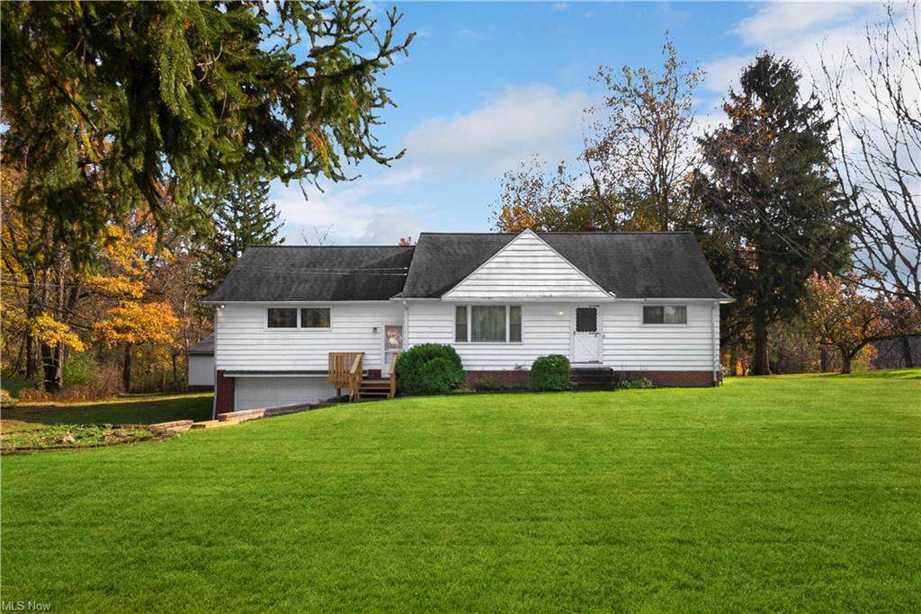 15875 Briarwood Drive - Photo 1