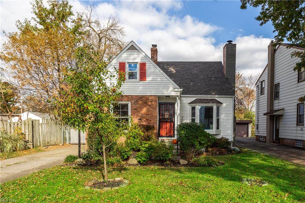 12301 Oak Park Boulevard - Photo 1
